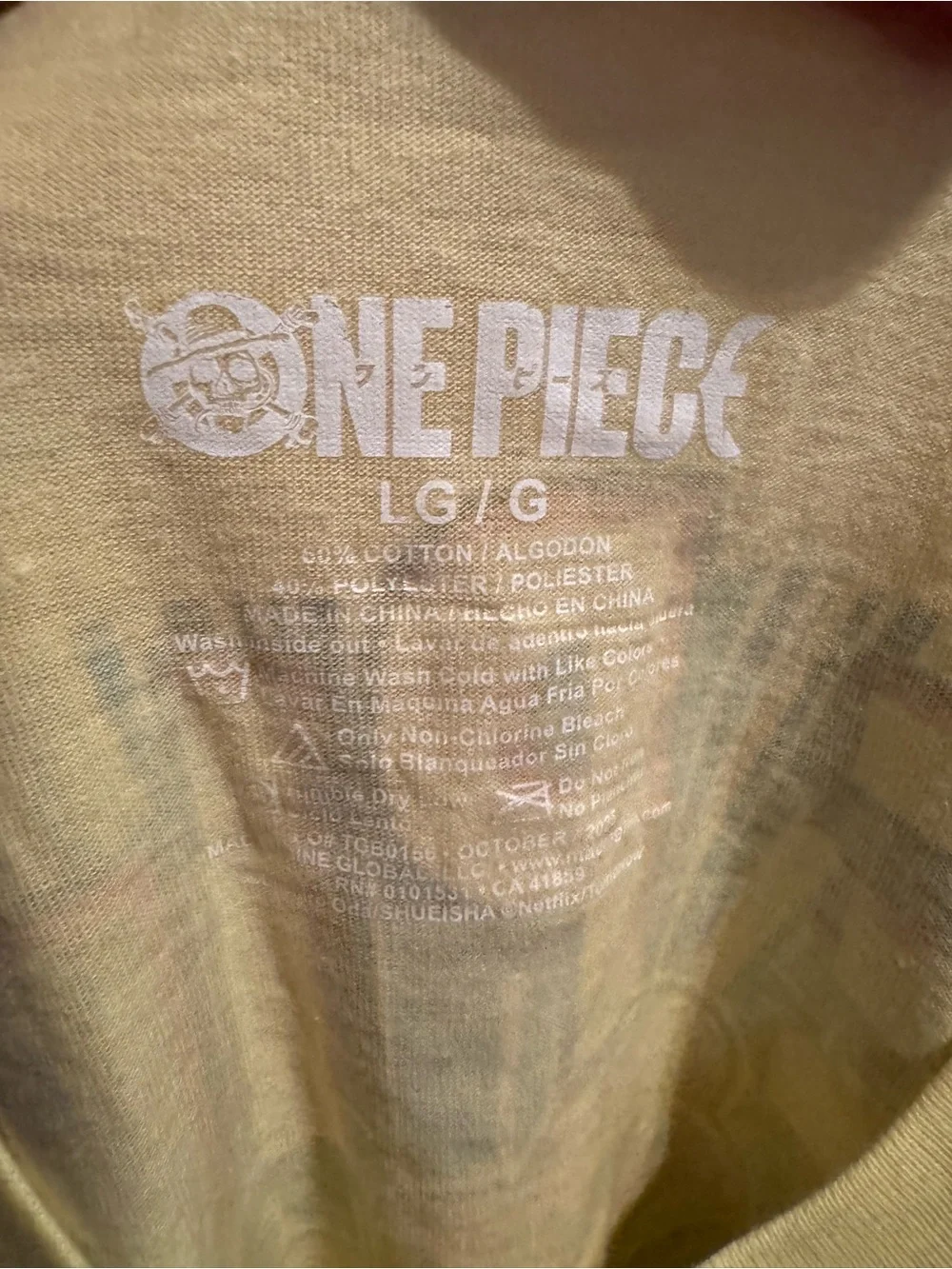 Onepiece Graphic Tee - Crewneck Size Large NWT C5